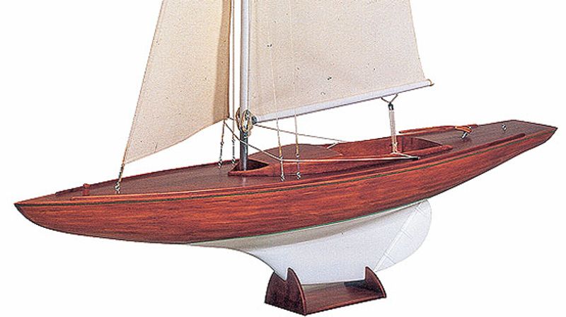 Dragen seilbåt. 750x1000 mm. 1:12